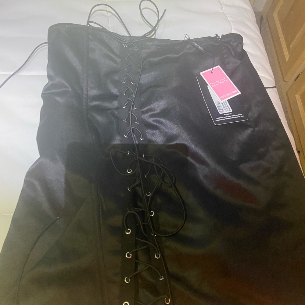 Pretty little things satin corset